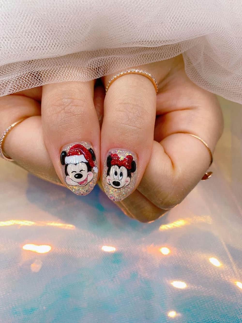 Mẫu nail chuột mickey xinh