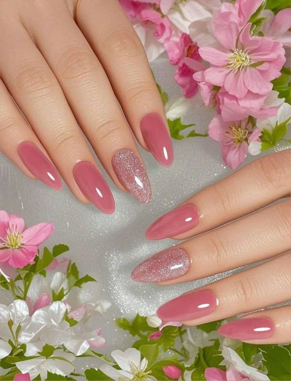 Mẫu nail nhũ lấp lánh