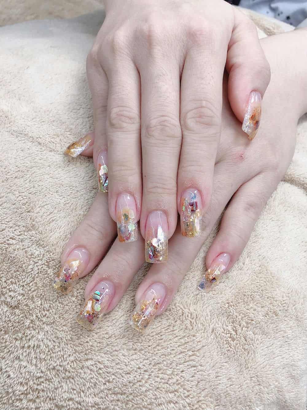 Nail ẩn xà cừ nhẹ nhàng