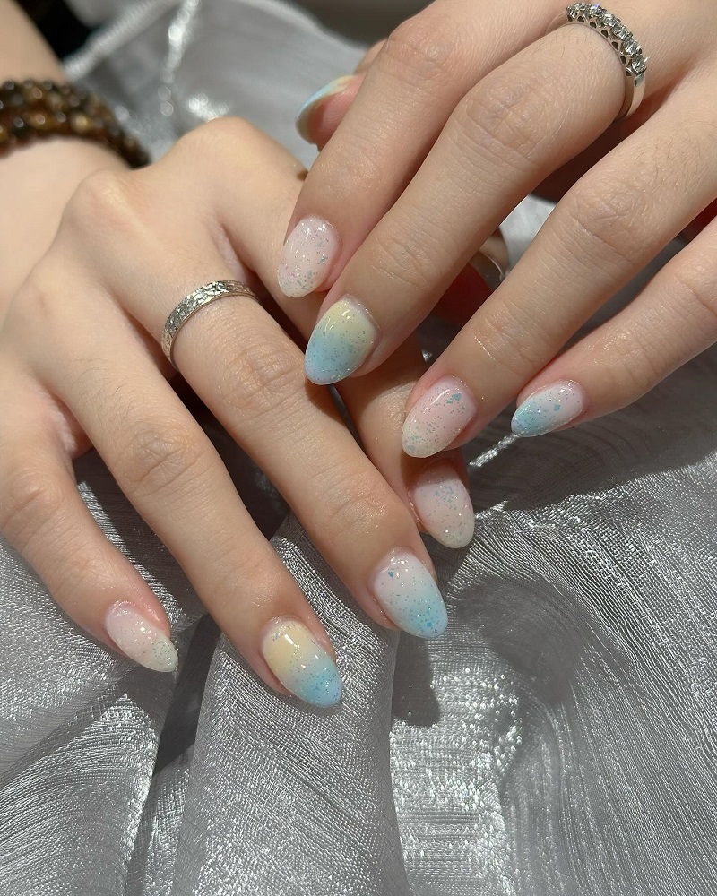Nail cau vong 2