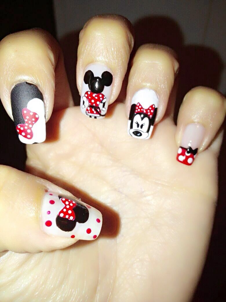 Nail chuột mickey chủ đề