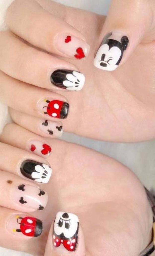 Nail chuột mickey sáng tạo