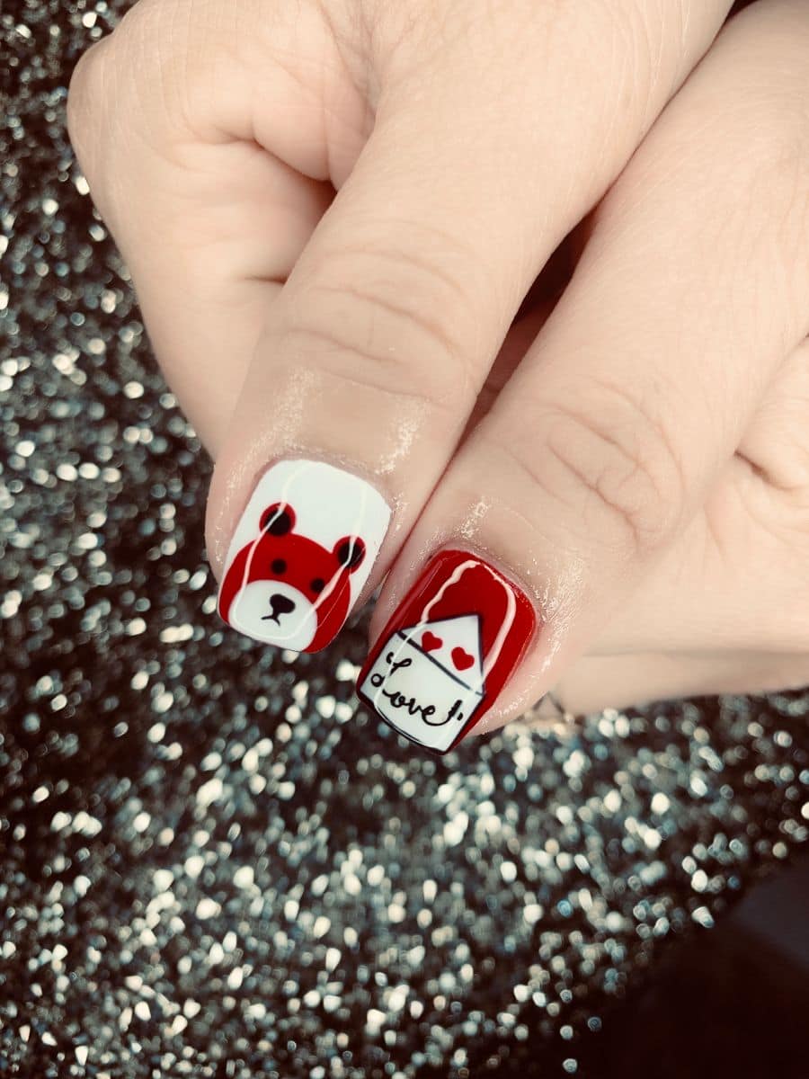 Nail gấu trúc phong cách.