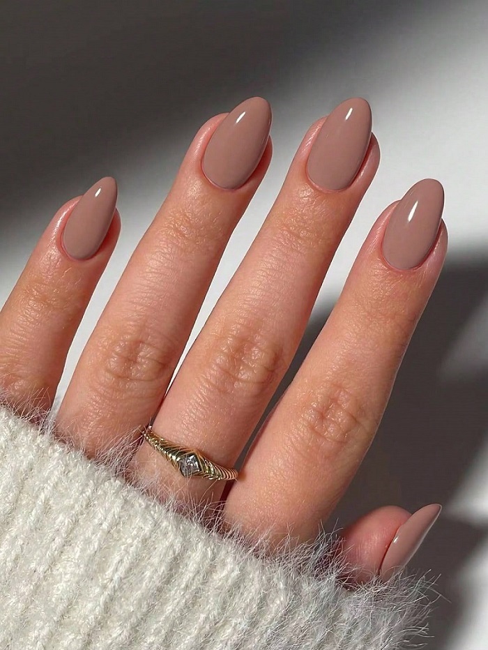Nail mau nude 2