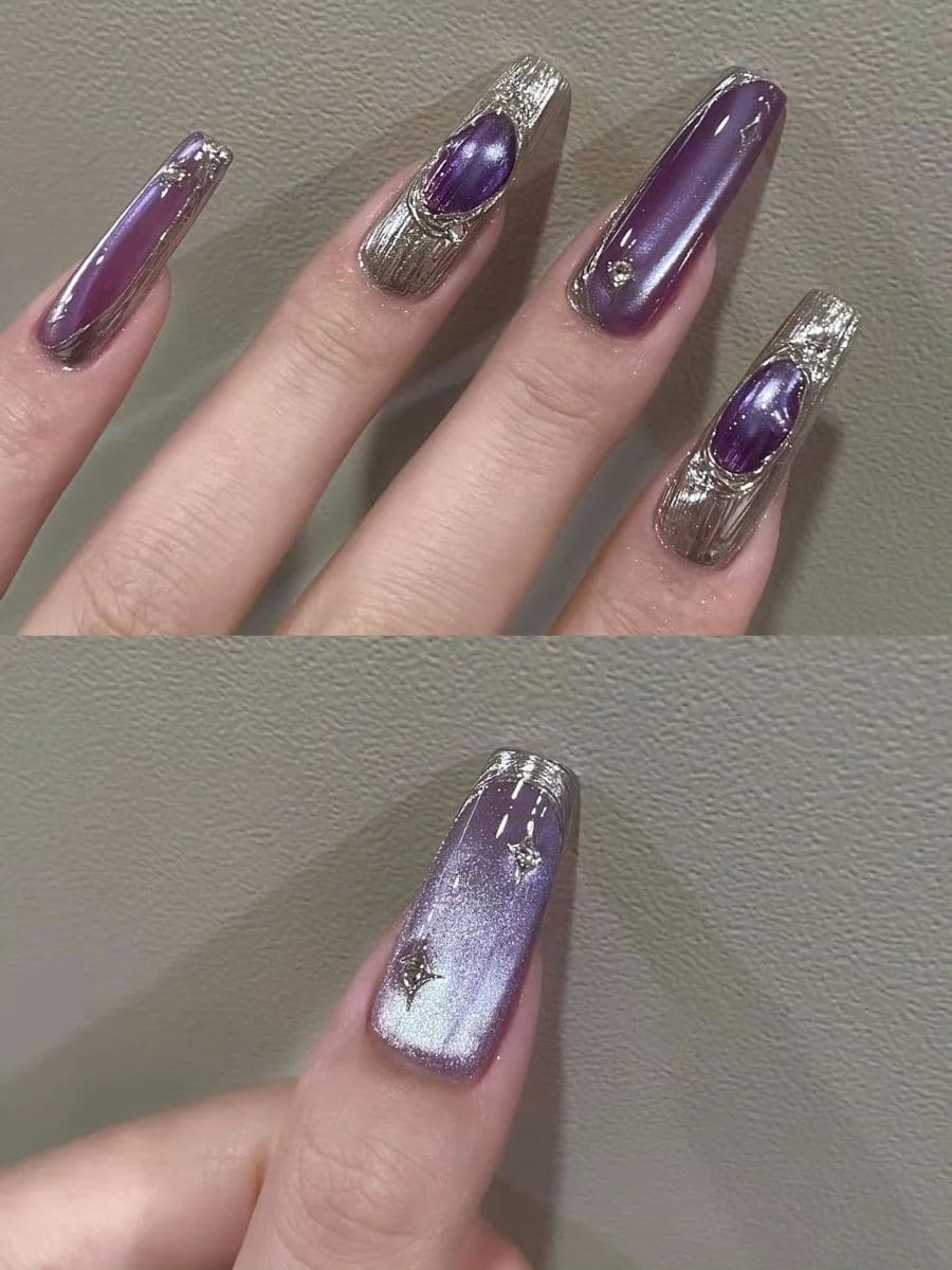 Nail màu tím pastel dịu.