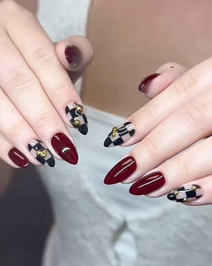 Nail móng nhọn tròn độc