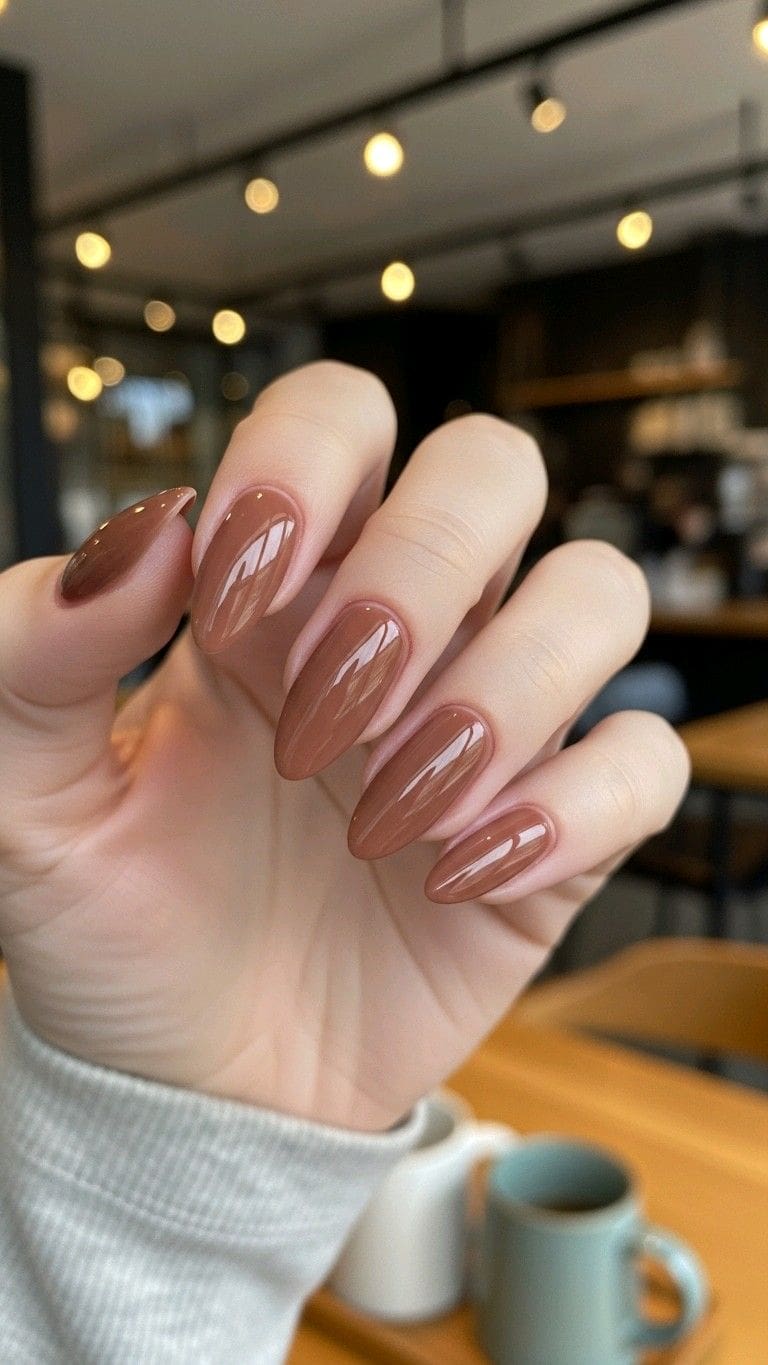 Nail một màu cực xinh.