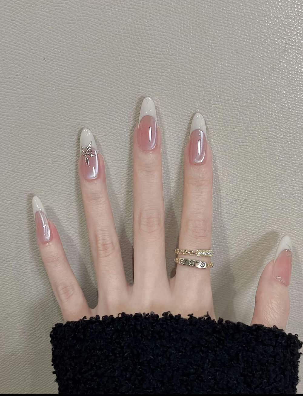 Nail mùa hè đầy sắc.