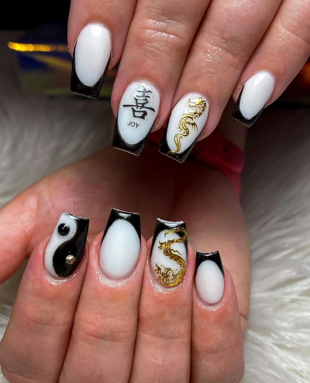 Nail rồng họa tiết độc