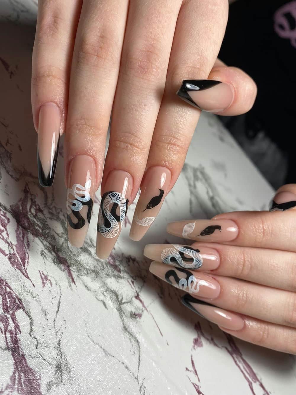 Nail rồng huyền bí ấn