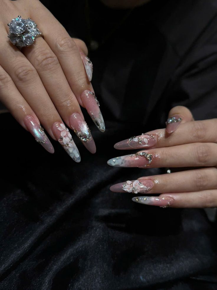 Nail tiểu thư quý phái