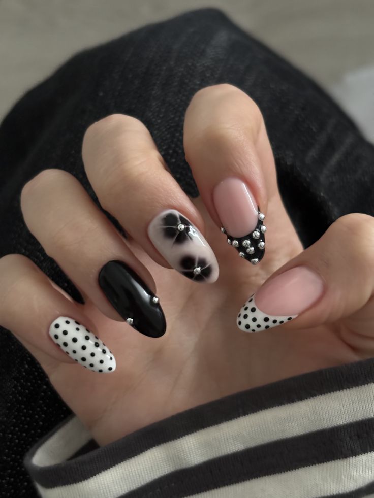 Nail trứng cút hiện đại