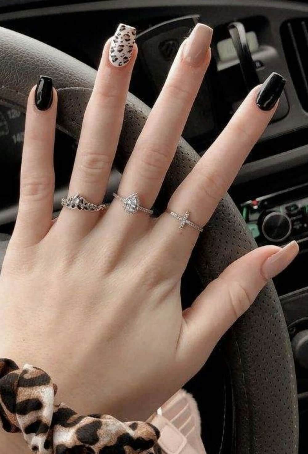 Nail trung niên dịu dàng