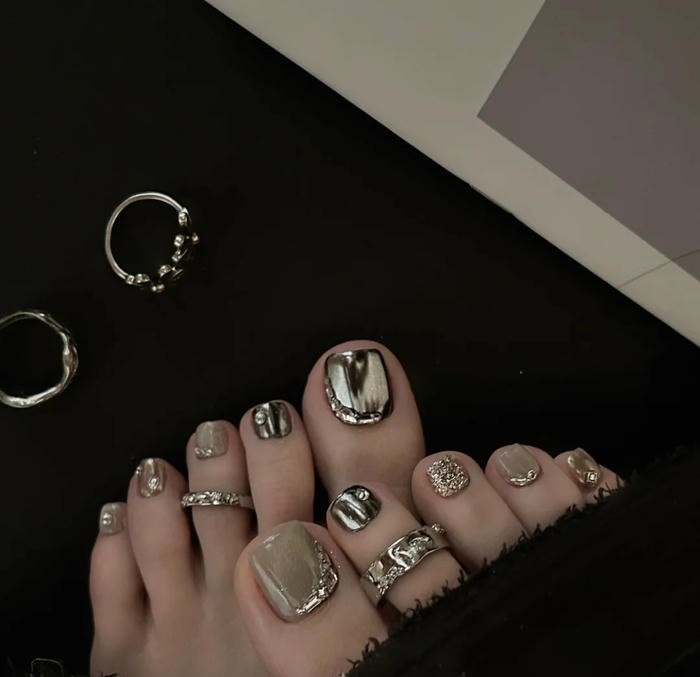 ảnh nail chân tráng gương hot