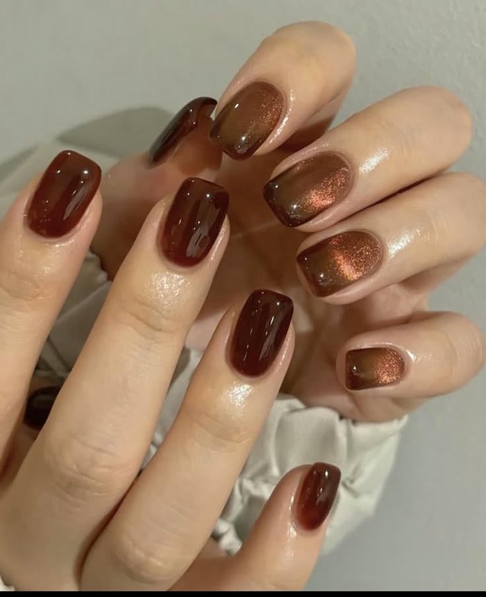 các mẫu nail màu nâu đất