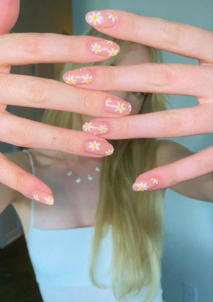 cách vẽ nail hoa hồng đơn giản