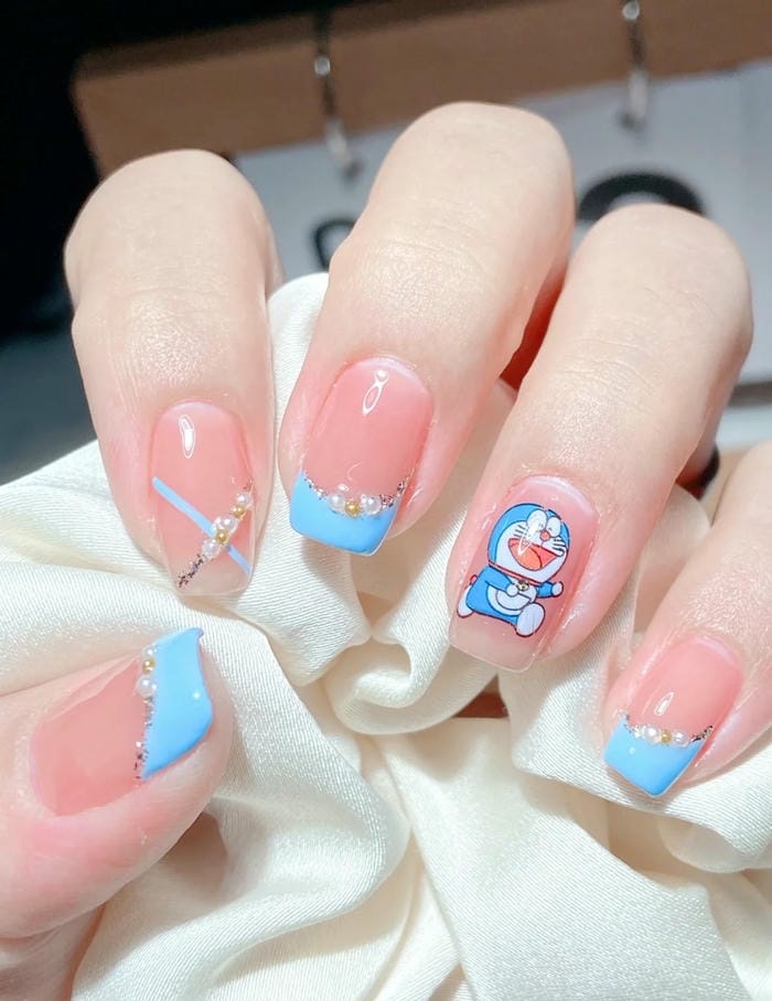hình nail vẽ doraemon cực yêu