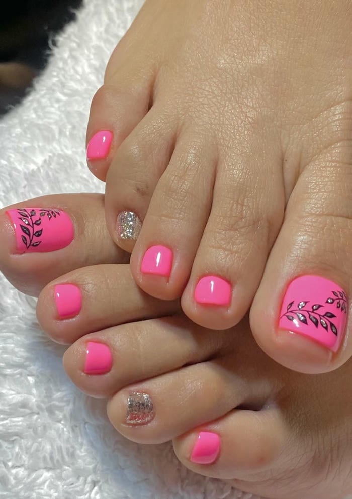 mẫu móng chân đẹp màu hồng cute