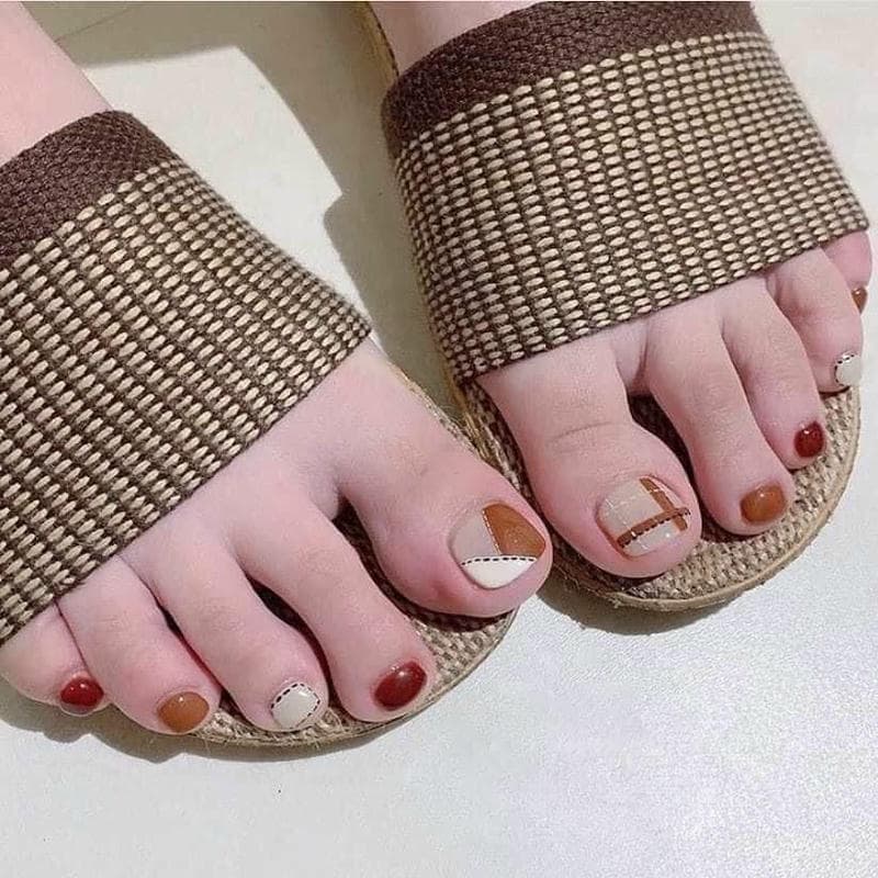 mẫu nail chân cực hot