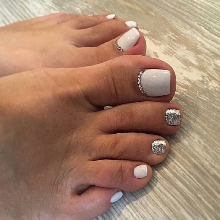 mẫu nail chân trắng