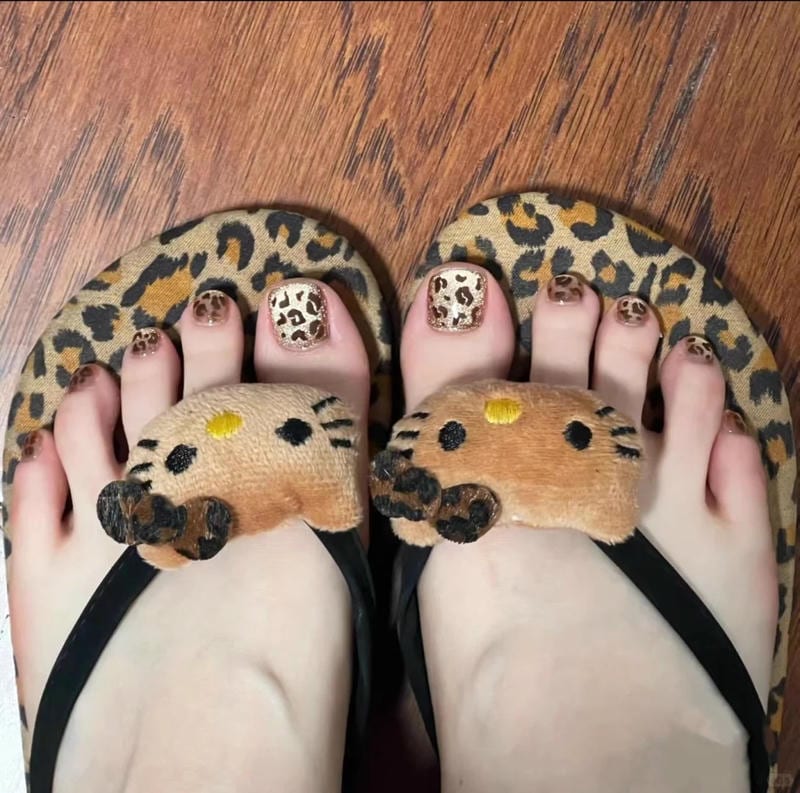 mẫu nail chân trứng cút