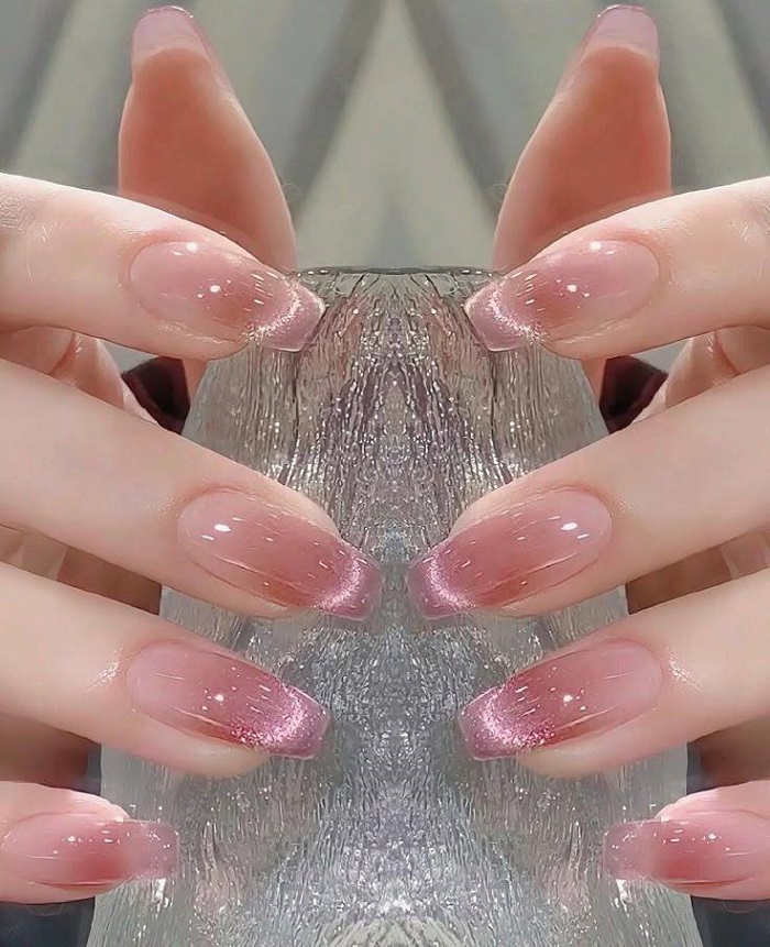 mẫu nail mắt mèo hồng