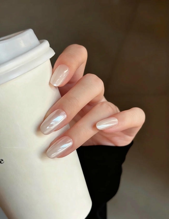 mẫu nail ngọc trai thanh lịch