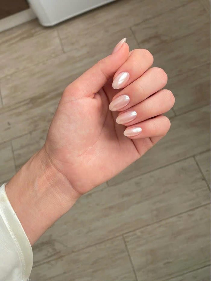 mẫu nail trắng gương siêu đẹp
