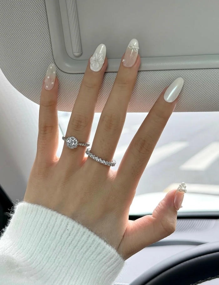 mẫu nail trắng hiện đại