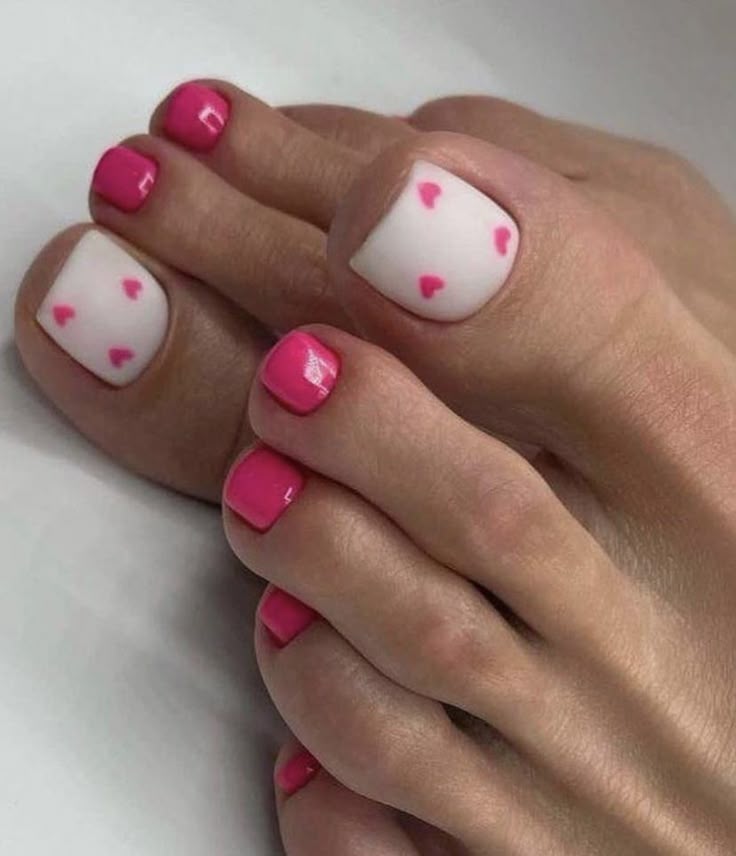 mẫu nail trắng hồng