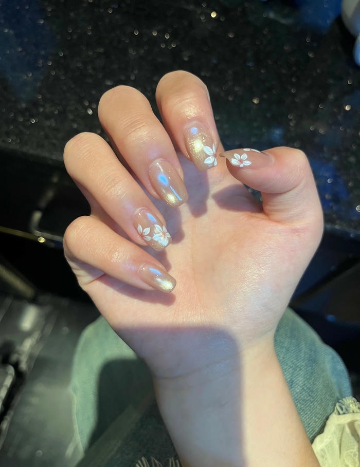 mẫu nail vẽ hoa cực đẹp