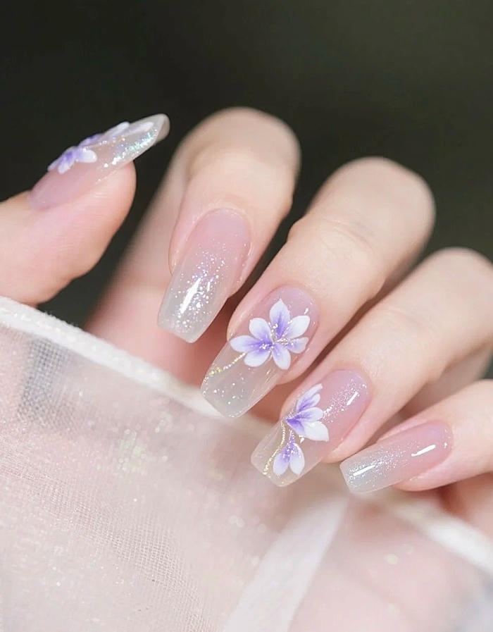 mẫu nail vẽ hoa quyến rũ