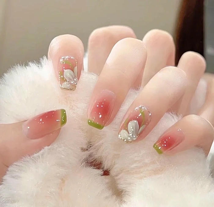 mẫu nail vẽ hoa tinh tế