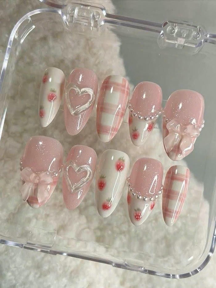 mẫu vẽ móng tay hoa đơn giản
