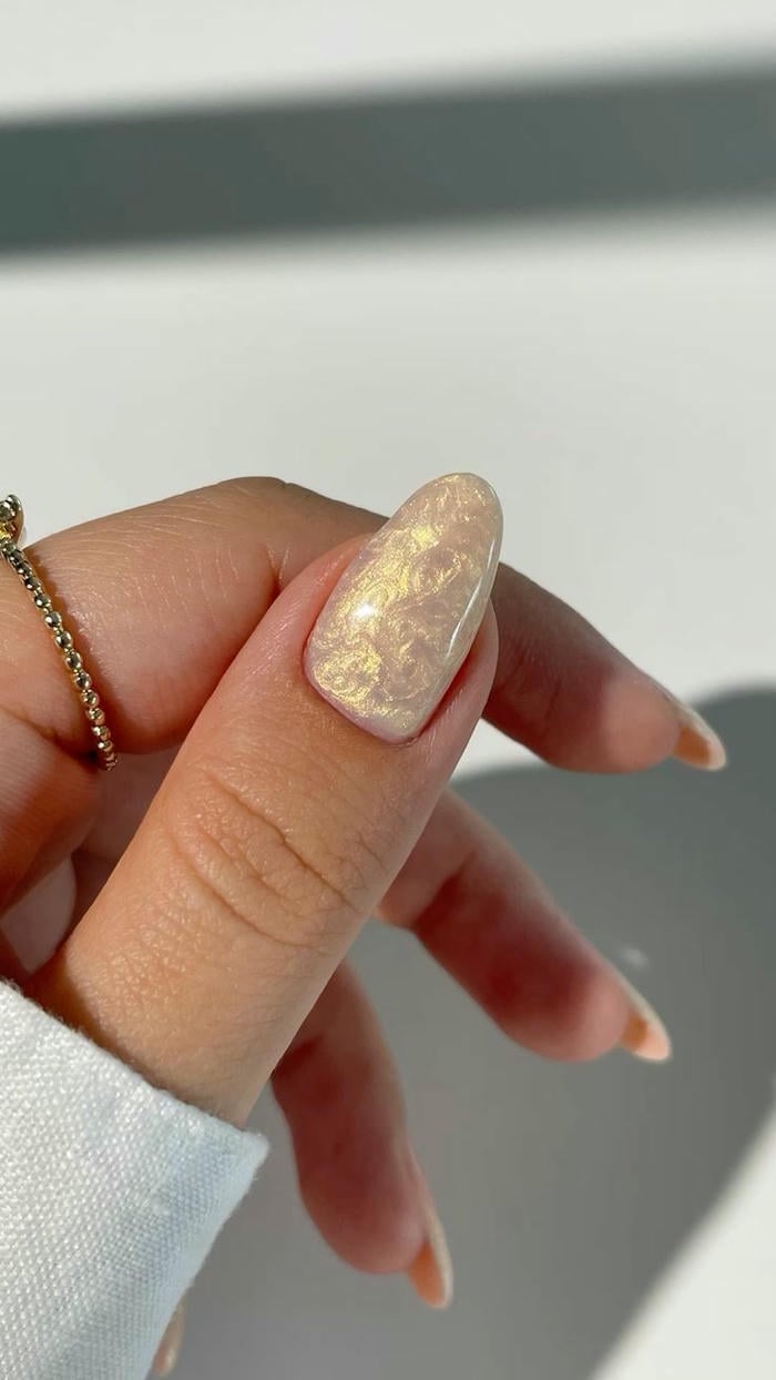 nail ánh ngọc trai