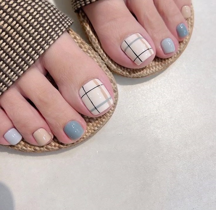 nail chân kẻ cute