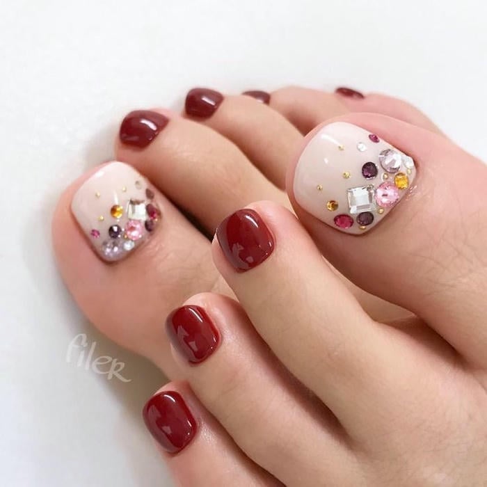 nail chân màu đỏ thạch