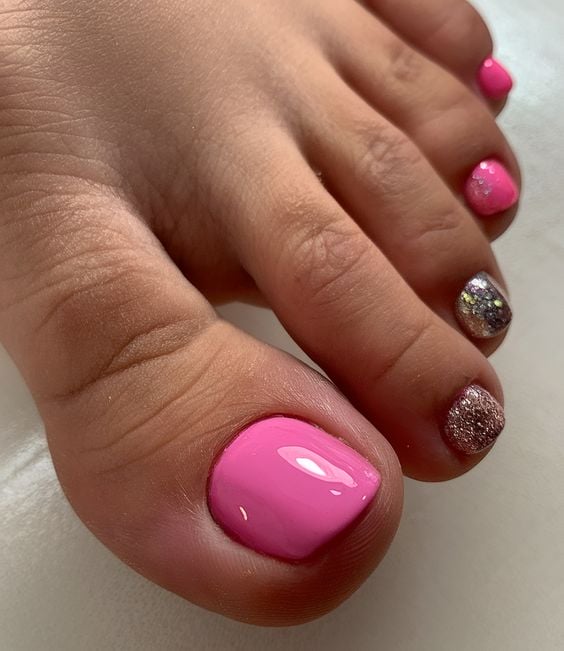 nail chân màu hồng