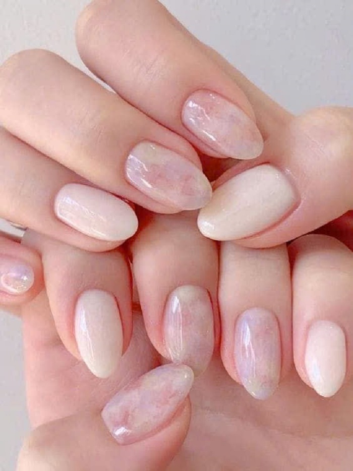 nail đỏ trang đơn giản