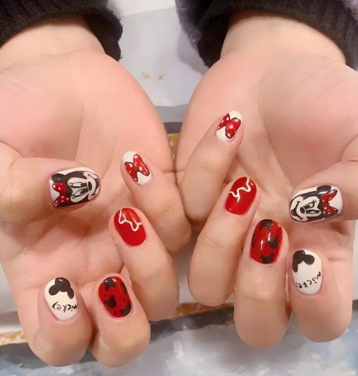 nail hoạt hình mickey