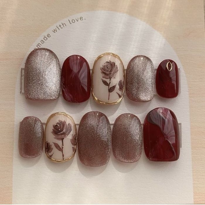nail màu nâu tây