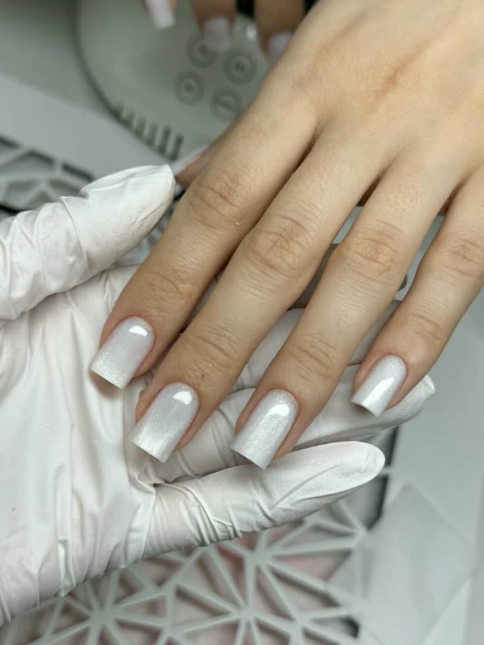 nail màu trắng bạc đẹp