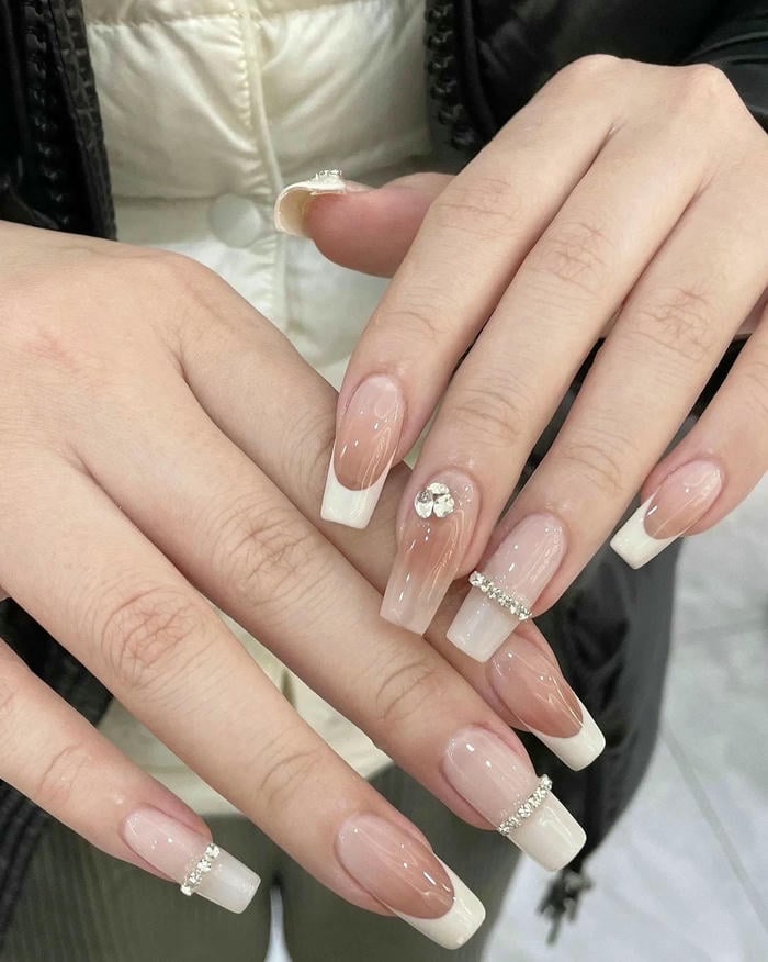 nail móng vuông