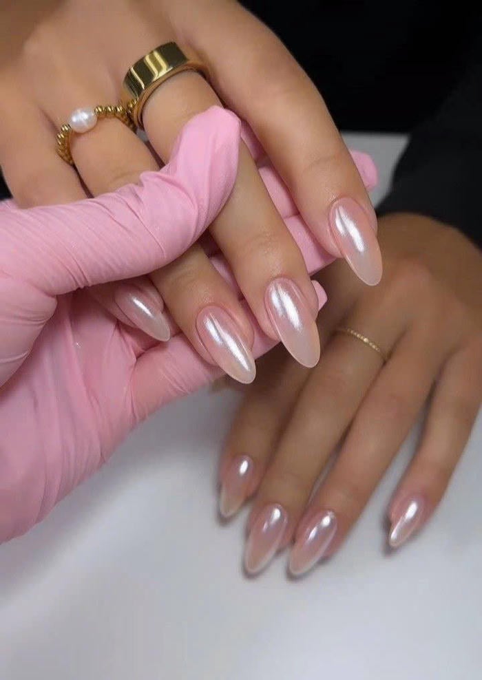 nail trắng mix tráng gương
