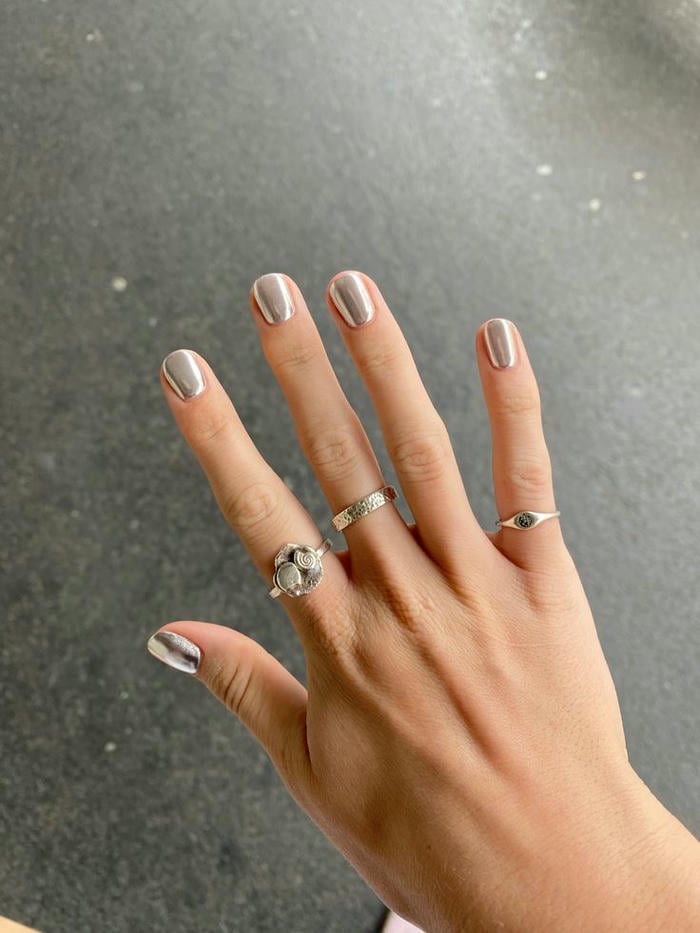 nail trắng ngọc trai sang
