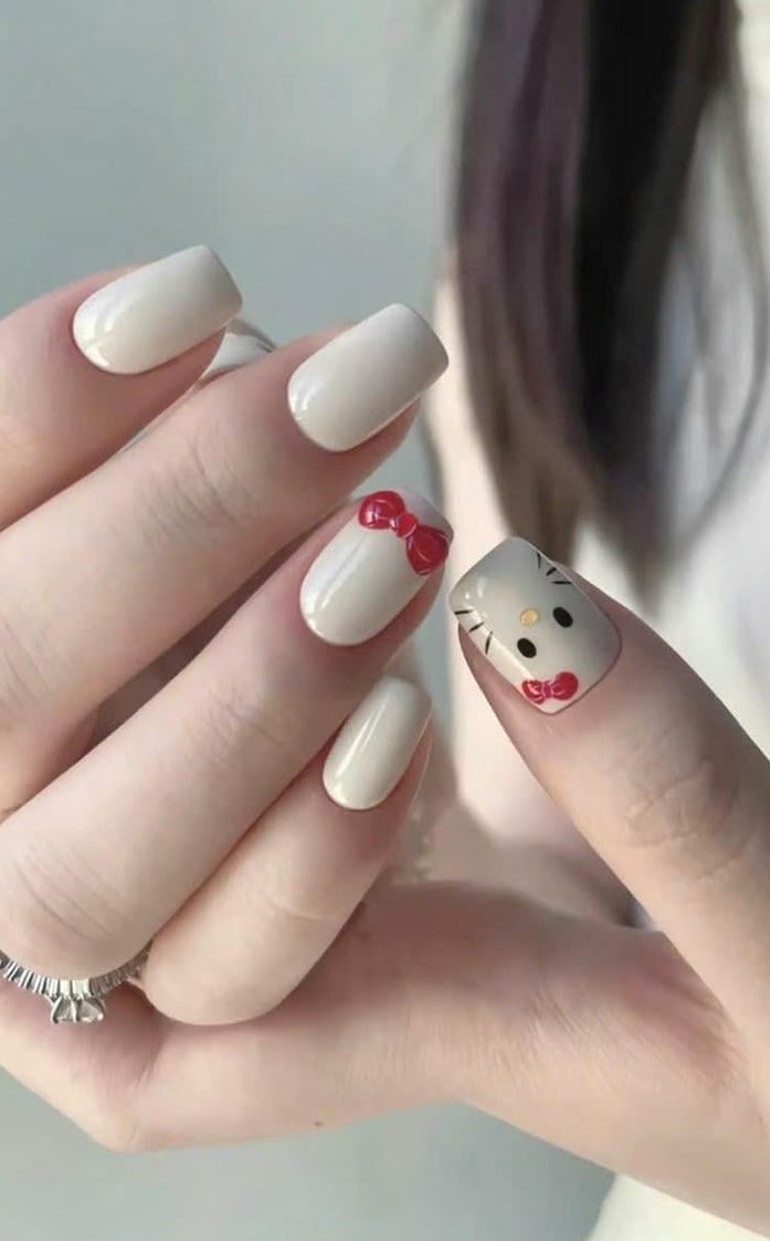 nail trắng sữa