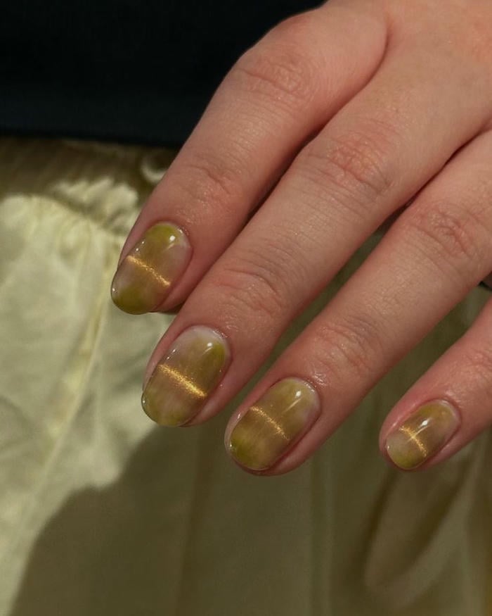 nail xanh lá