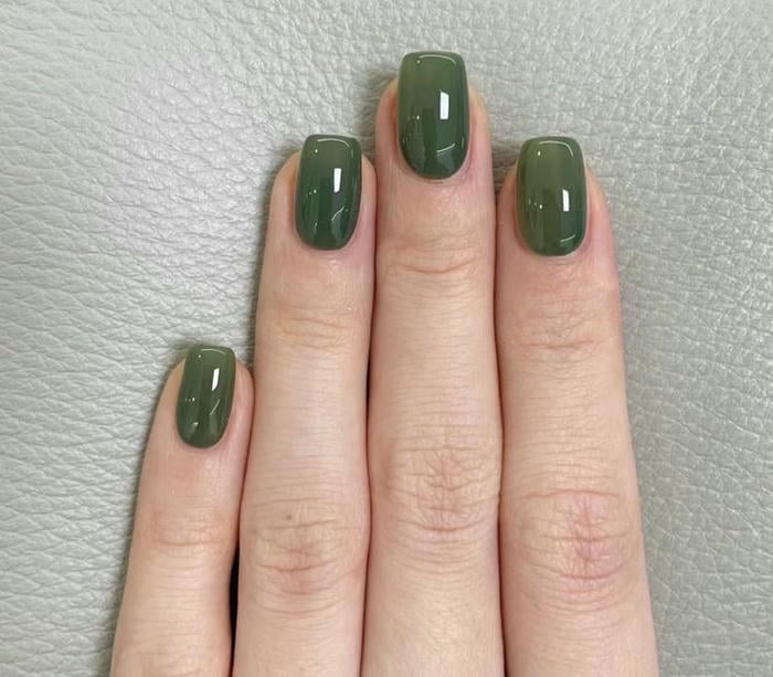 nail xanh lá cây