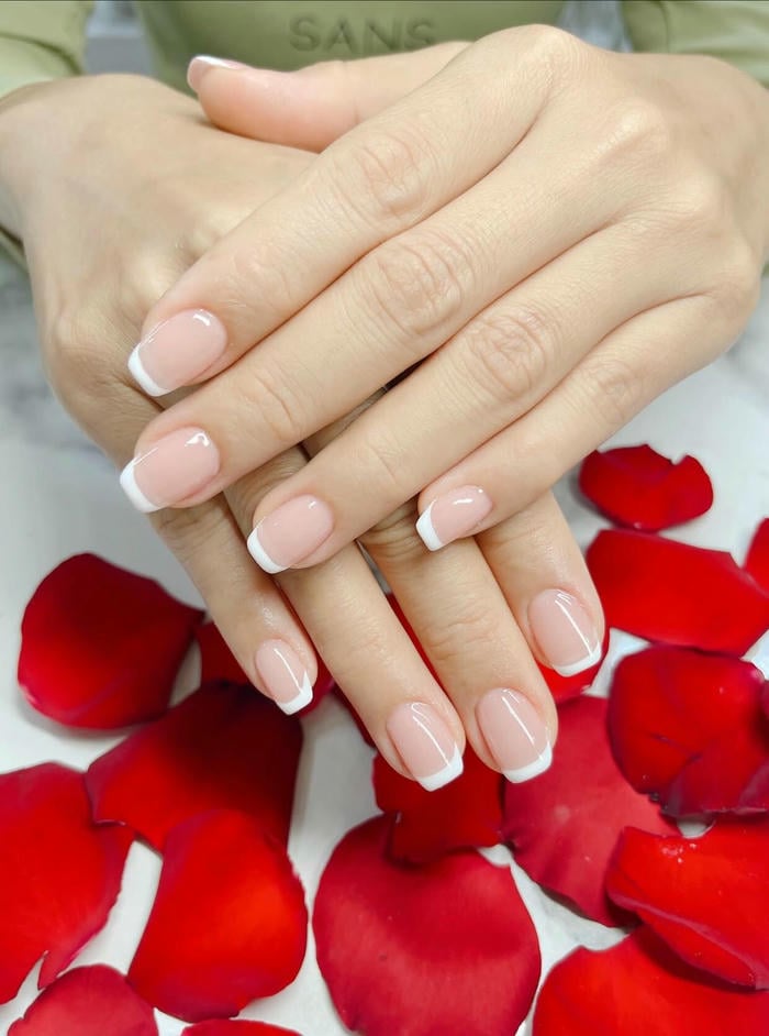 những mẫu nail vuông đẹp