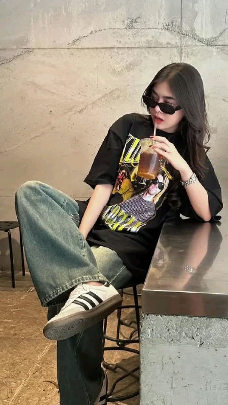 Ảnh bad girl ngầu chất.